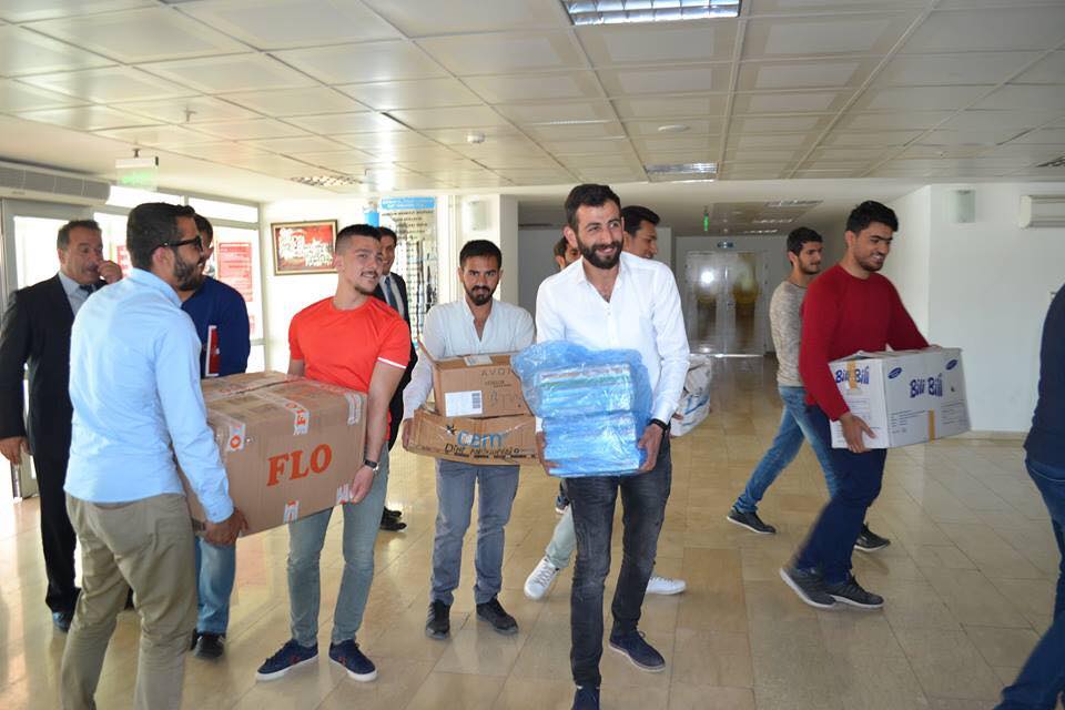 Bir Çocuk Gülsün Diye Umut Taşıdık